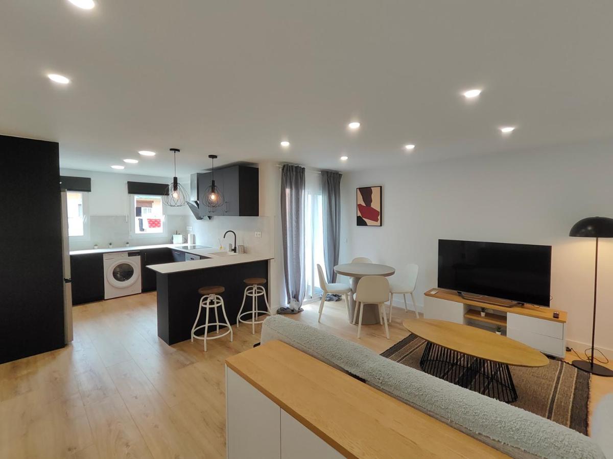 Fantastic Apartment Sant Adria Beach 圣阿德里安-德贝索斯 外观 照片
