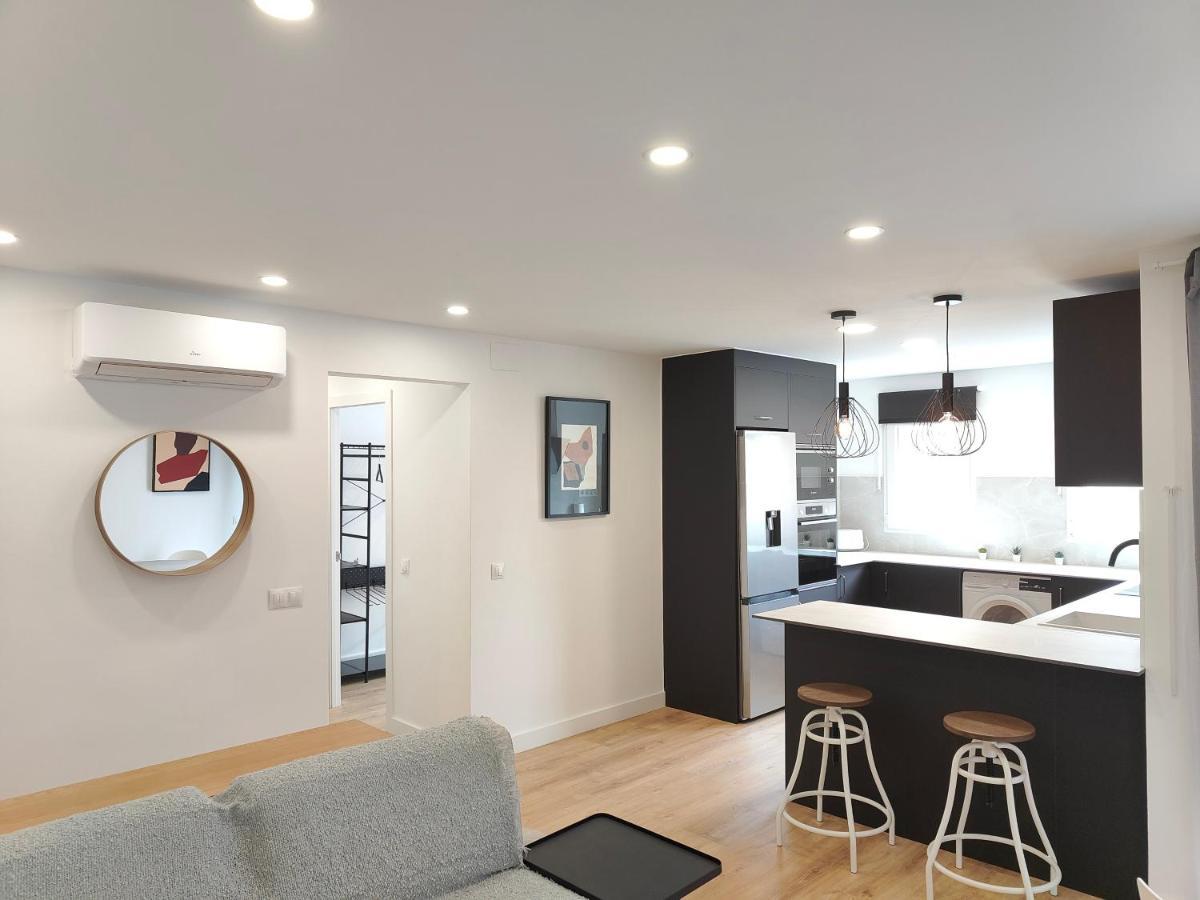 Fantastic Apartment Sant Adria Beach 圣阿德里安-德贝索斯 外观 照片