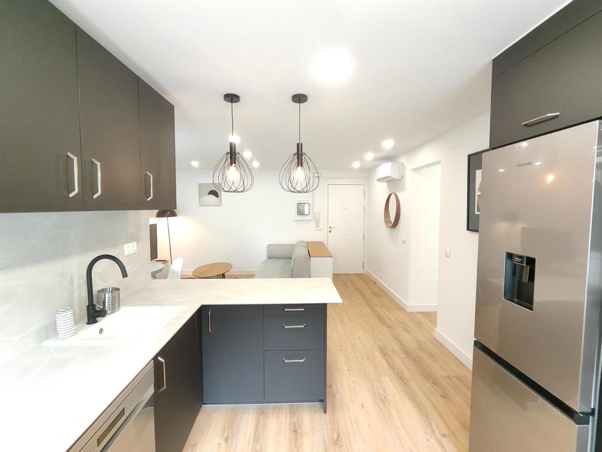 Fantastic Apartment Sant Adria Beach 圣阿德里安-德贝索斯 外观 照片